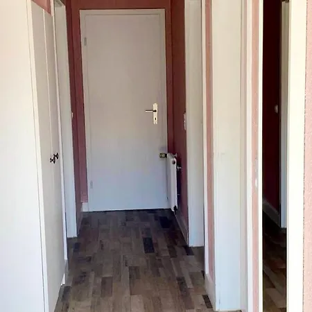 Comfortable In 110 M² With A Terrace Apartment